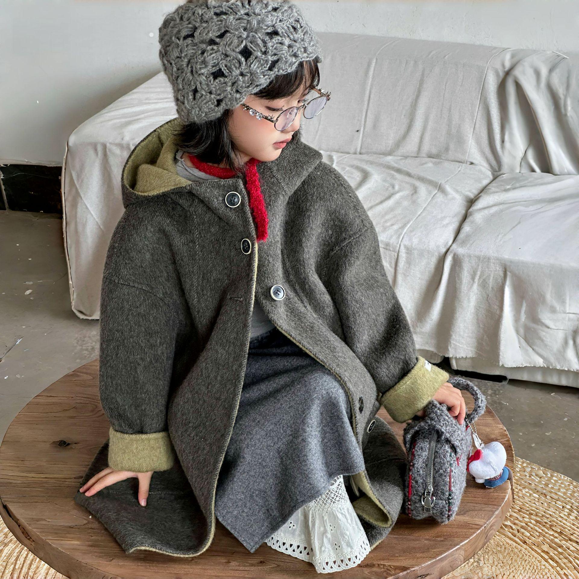

Korean-Style Kids Reversible Cashmere Coat - Mid-Length Woolen Overcoat for Autumn/Winter 140cm (ideal for 133cm-143cm)