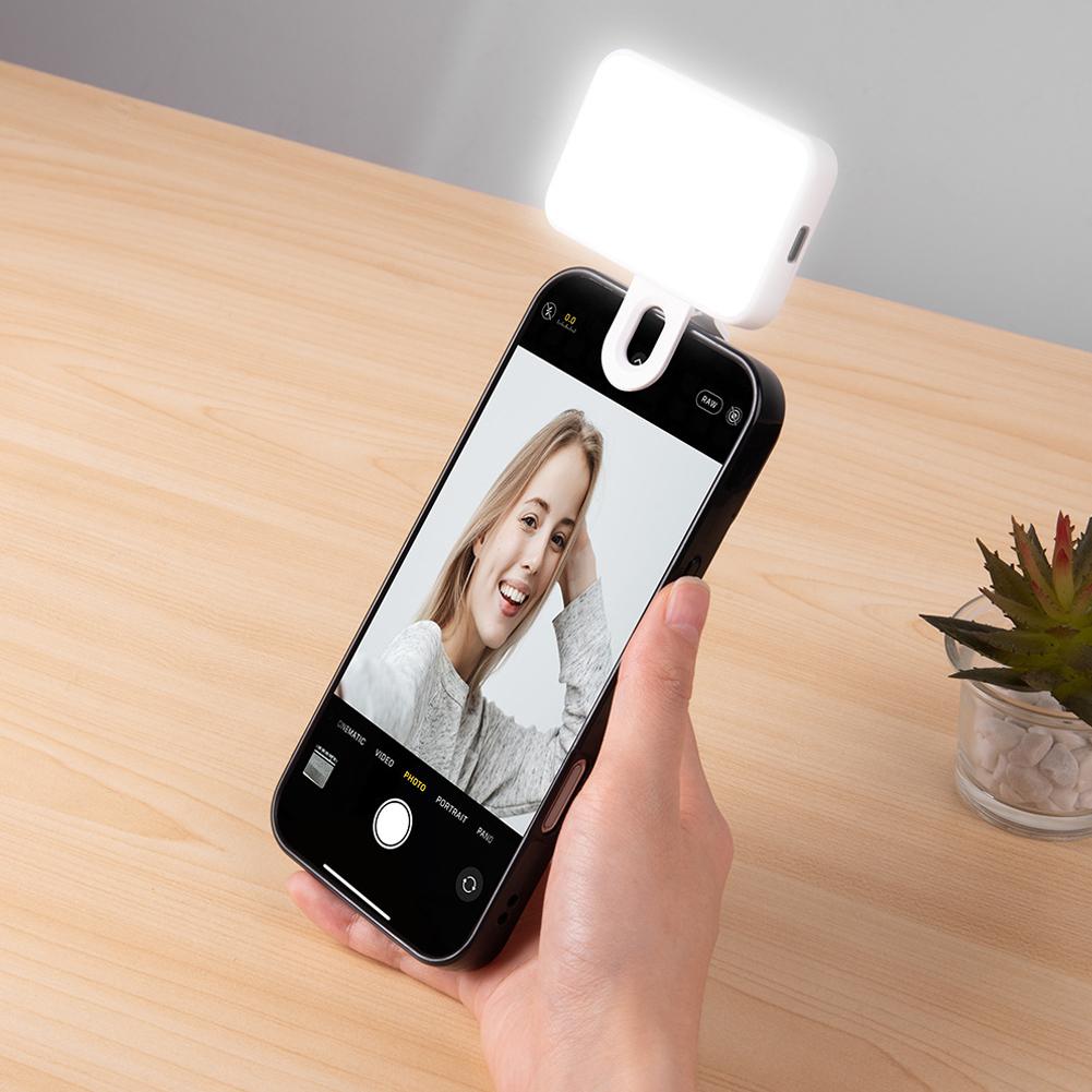 Protable LED Selfie Light Plus Adjustable Brightness Clip-On Phone Camera Rechargeable Fill Light for Mobile Phones&Computers