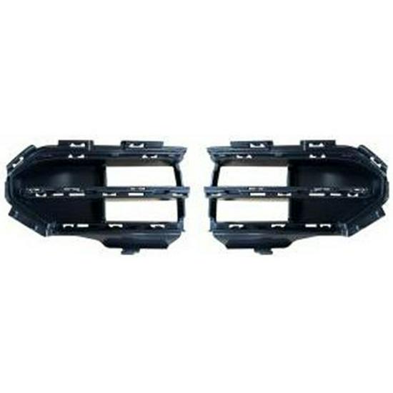 BMW 7 Series G70 Front Bumper Fog Light Trim (51119464067/51119464068)