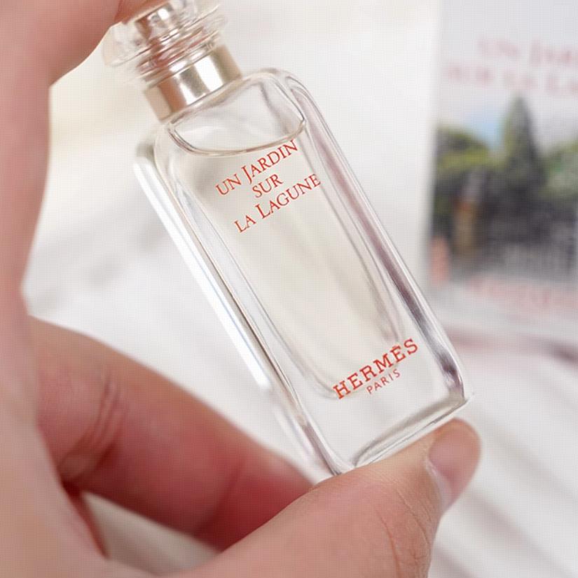 HERMES Lagoon Garden Light Perfume Sample Pack Sample Pack Eau De Toilette Wooden Potpourri Accord 7.5ml
