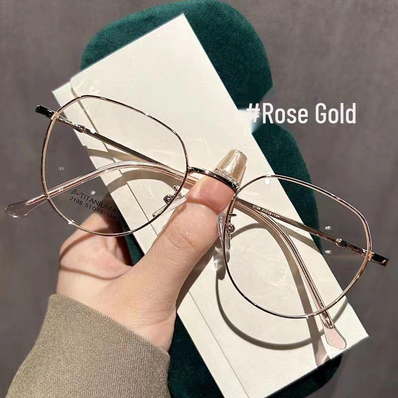 "Unisex Ultra-Light Large Frame Anti-Blue Light Myopia Glasses: Stylish, High-Value, and Perfect for Makeup"