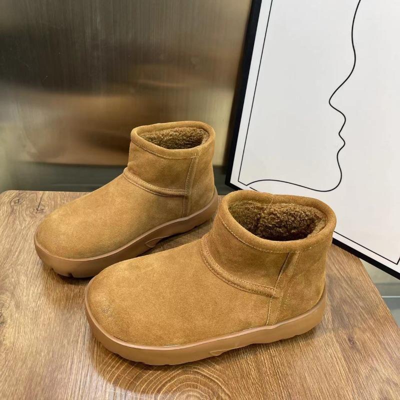 

Snow boots cotton shoes new winter velvet thickened lamb wool thick-soled non-slip cotton shoes women s small short boots 39