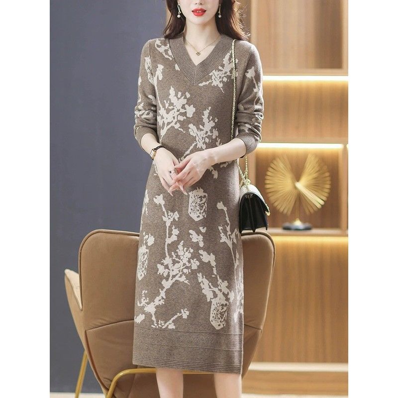 Mid-length Western-style Bottoming Sweater Dress for Women Loose Noble Inner Layer New Autumn Winter Knitted Dress