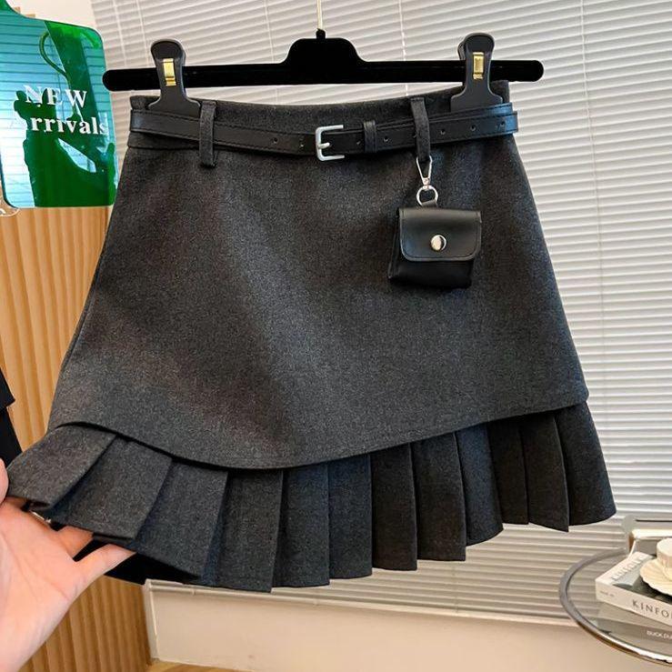 

Women s 2025 Retro Woolen Pleated Mini Skirt - Hip-Hugging, Versatile Slimming Autumn/Winter Style S (recommended under 95 jin)
