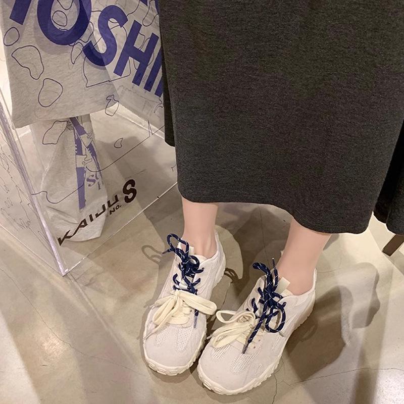 Trauben-Mamas Sommerstil Erhöhte Weichboden-Mesh-Sneaker