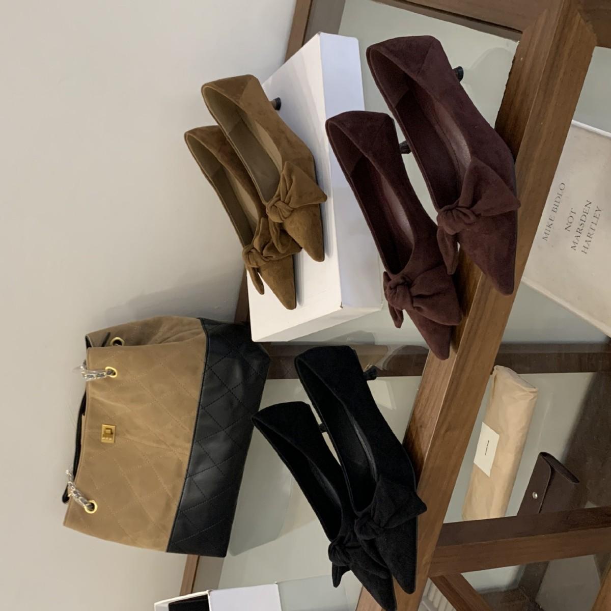 

2025 новая осенне-зимняя замшевая обувь-лодочки на тонком каблуке с бантом, с закрытой стопой, универсальная женская обувь 39 бордовый