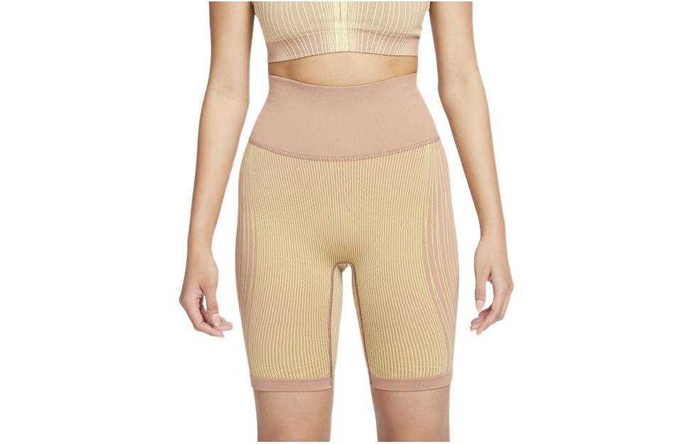 Nike Sports Shorts Women s Light Dynamic Yellow Moderate DM7664-668 M