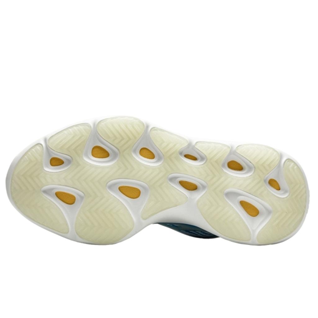 Yeezy 700 V3 Arzareth