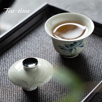 100ml Hand-painted Lotus Ceramic Gaiwan Ancient Cover Bowl Lit Tea Tureen Tea Brewing Cover Bowl Tea Tureen Cafes Equipment Gift