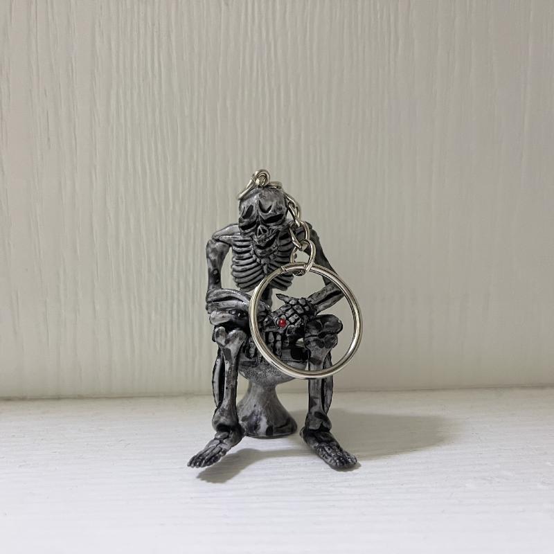 1/3/5Pcs Personalized Skeleton Sitting On Toilet Retro Car Key Pendant Punk Toilet Ghost Creative Keychain Spoof Gift Accessory