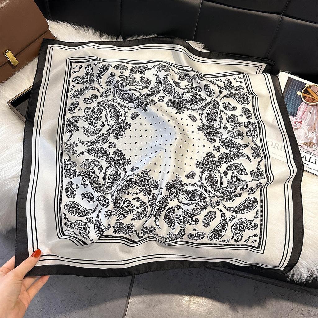 New Paisley Print Silk Scarf For Women Square Hijab Soft Neck Tie Female Fashion Decoration Silk Headscarf 70*70Cm Kerchief