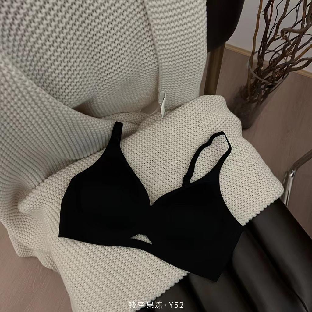 Thin hollow jelly soft support fixed cup underwear women's seamless lift small breasts gather and close the double breasts beautiful back bra