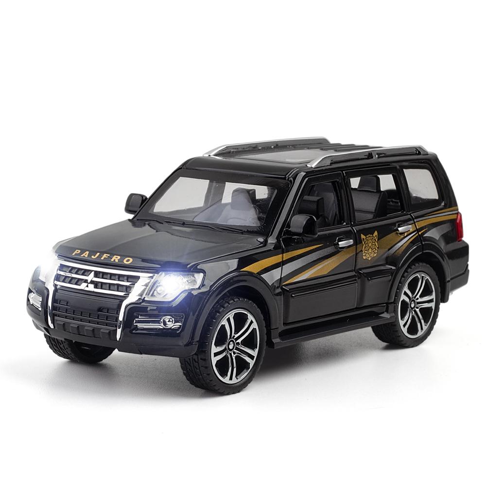 Simulation 1/32 Mitsubishi Pajero Automobile Model Alloy Die Cast Body Strong and Durable Children's Toy Car Model with Sound and Light