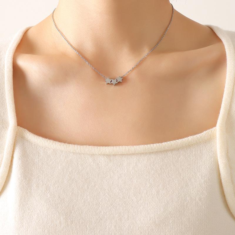 Unisex Geometric Star Necklace - Non-Fading Commuter Style