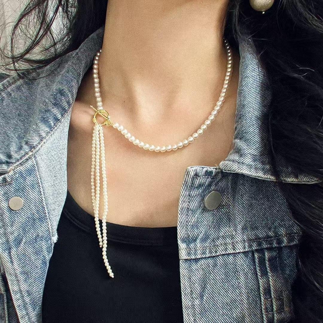 

Vintage Romantic Tassel Design Sense 650 Warm White Artificial Crystal Pearl Clavicle Chain Necklace