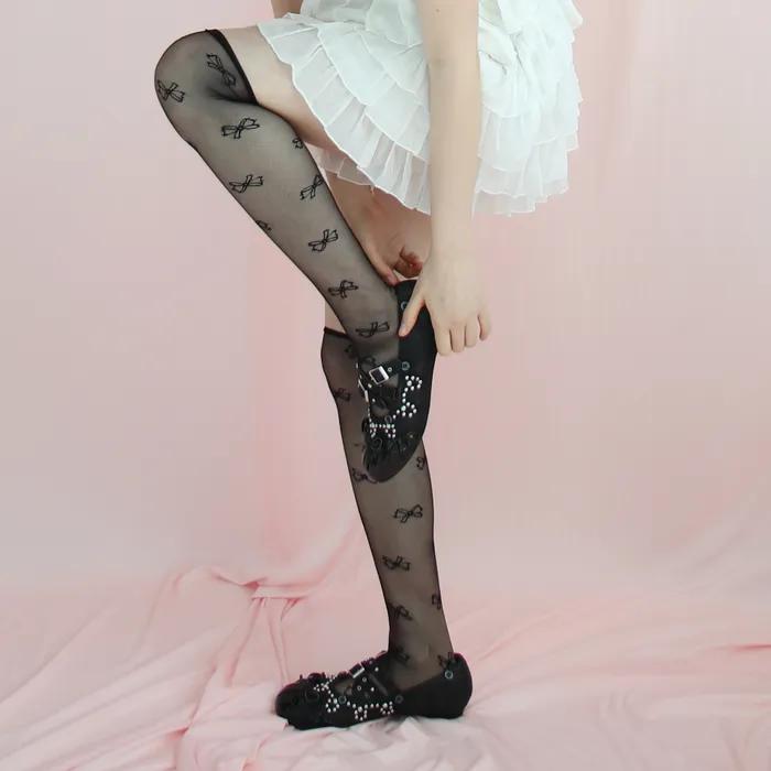 Ribbon Pattern Over-the-knee Socks (black)