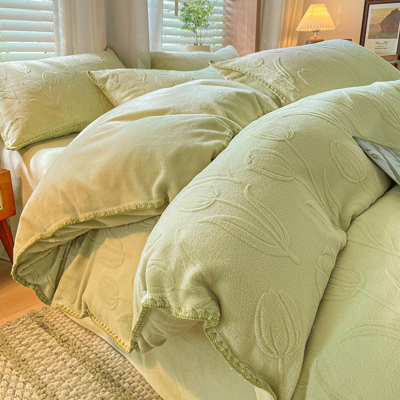 

Комплект из 4 предметов класса А для матери и младенца из молочного флиса, утолщенный резной флисовый пододеяльник, простыня, детское флисовое постельное белье для осени и зимы 1.8m Sheet 4pc Quilt Cover 2*2.3m