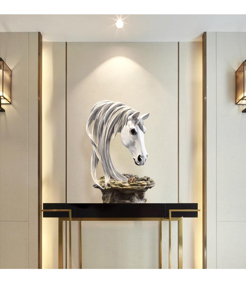 Retro American Country Horse Head Ornament for Home Decor - Living Room, TV Stand, Bar, or Entrance Display