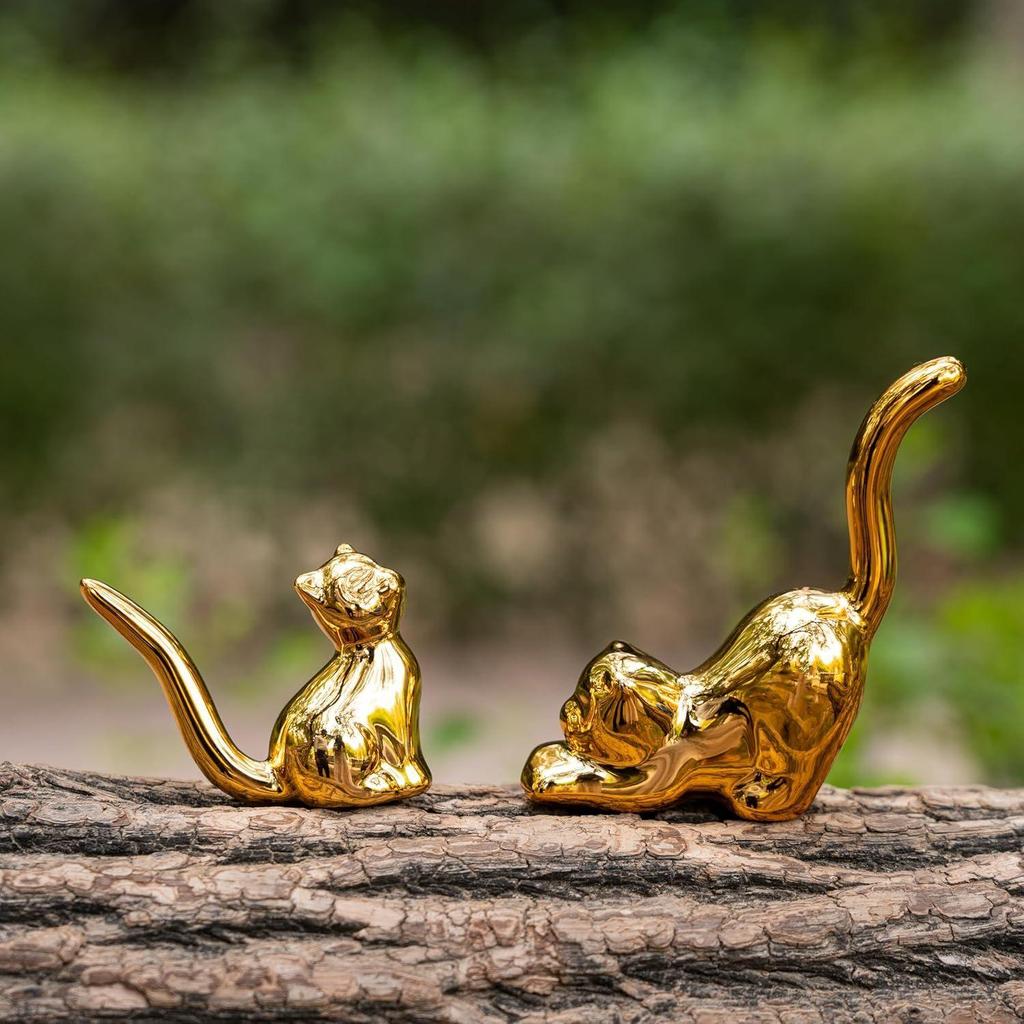 Modern Style Ceramic Golden Cat Figurine Statues for Home Decor Accents Living Room Office Table Bookshelf Desk Bedroom (2pcs Cute Cat
