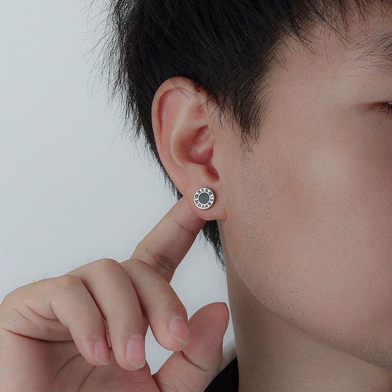 Earring for Men, Hip-hop Style, Roman Numeral Design, Unique Screw, Simple Buckle, Cool and Elegant Look.
