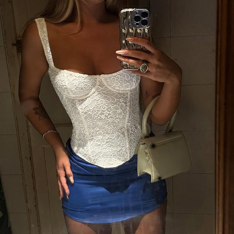 Korsetts, modische und elegante Damenbekleidung