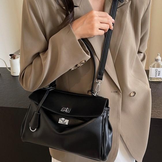 Portable Platinum Bag Women's New Trendy Niche Armpit Bag High-end Large-capacity Commuter Bag