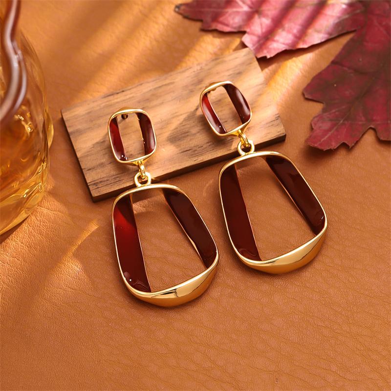 Long Uneven Trapezoid Pendants Women's Hanging Earrings White Wine Red Enamel Geometric Statement Dangle Earrings Unsual Earring