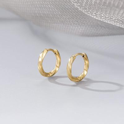 Donne europee e americane semplici e alla moda dell'anello delle orecchie del cerchio del sensore di alto livello femminile
