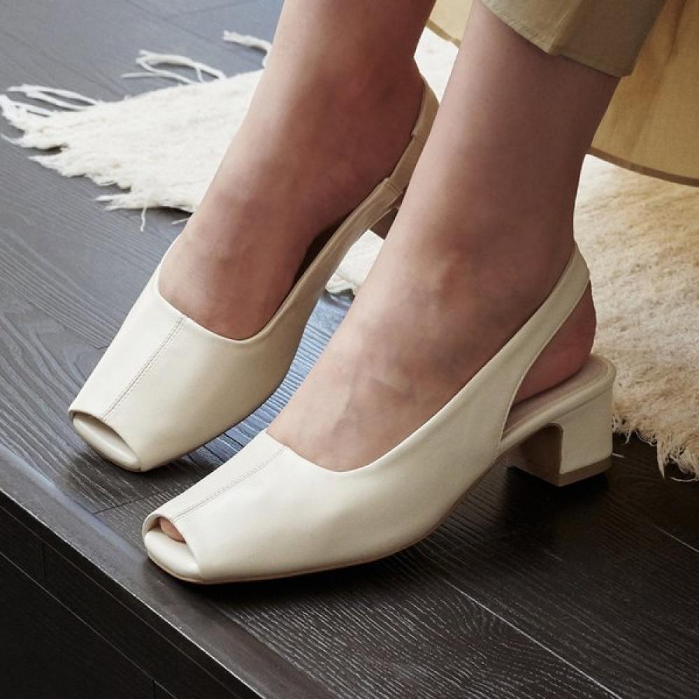 

Elizabeth Stewart Women Classic Tender Slingback Ebal165309 creamy/250