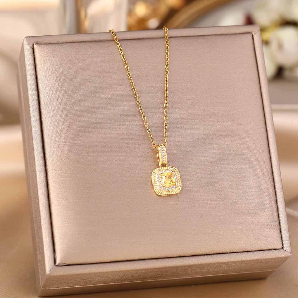 Titanium Steel Necklace For Women Elegant Simple Fashion Zircon Collarbone Chain Light Luxury Niche Jewelry