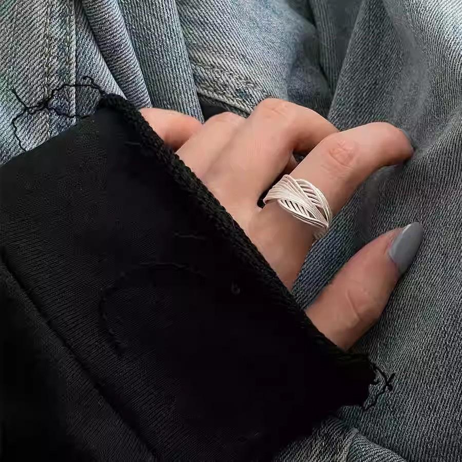 Trendy Geometric Lines Adjustable Ring for Women – Versatile, Stylish & Popular