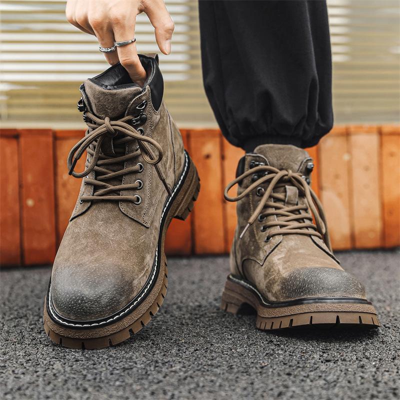 2024 autumn and winter velvet trend Korean version of fashion versatile high-top retro British style light casual shoes men 6711-J