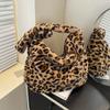 Large Capacity Leopard Women Shoulder Bags Faux Fur Messenger Bag Ladies Plush Hobos Crossbody Vintage Fashi Female Handbags