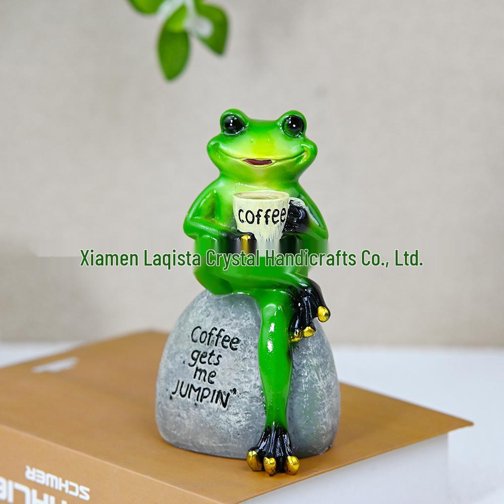 Creative Resin Frog Figurine for Garden and Home Décor
