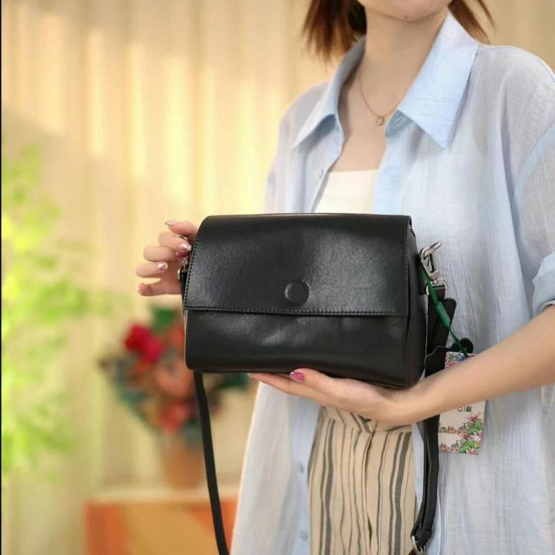 Crossbody Bag Single Shoulder Underarm Bag Stylish Casual Ladies Temperament Square Bag
