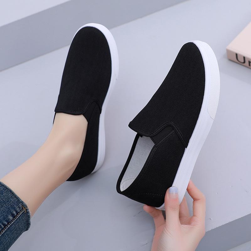 Women's Slip-On Casual Canvas Shoes - Breathable, Non-Slip, Flat Bottom, Ideal for Female Students