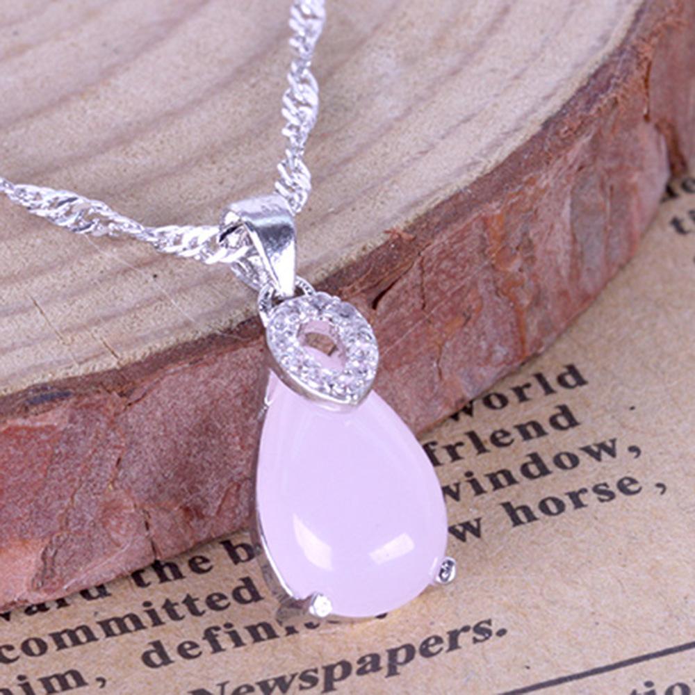 Weihua, Women'S Necklace, Women'S Natural Hibiscus Stone Powder Crystal Lucky Stone Pendant, Silver-Plated Jewelry.