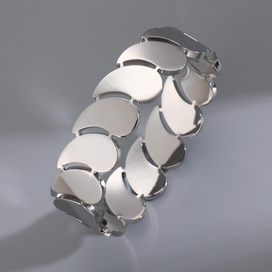 2024 Hot Trend Silver & Diamond Titanium Steel Bangle for Women