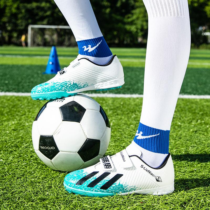 Foreign Trade Children's Football Shoes Men's and Women's Sports Football Shoes Broken Nails Primary School Students Indoor Football Game Training Sho