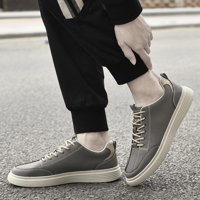 Men's Round Toe Genuine Leather Retro Lace-up Casual Shoes - Large Sizes Available