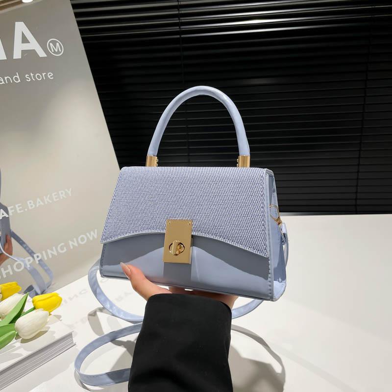 Summer 2025 new simple retro color matching design fashionable shoulder crossbody portable women's small square bag