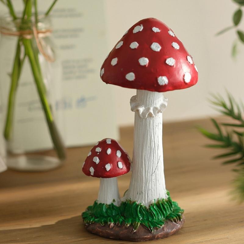 Miniature Mushroom Figurine Resin Craft Decorative Garden Figure For Tabletop Display And Plant Pot Accessories