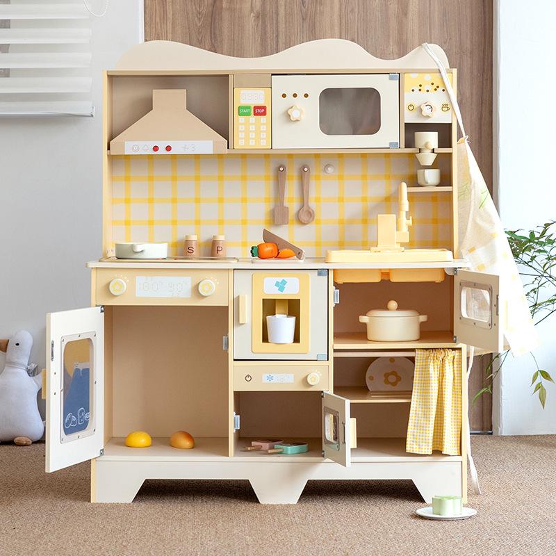 

Children s Wooden Kitchen Toy Set with Lights, Sounds, and Water Outlet for Role-Play Cooking