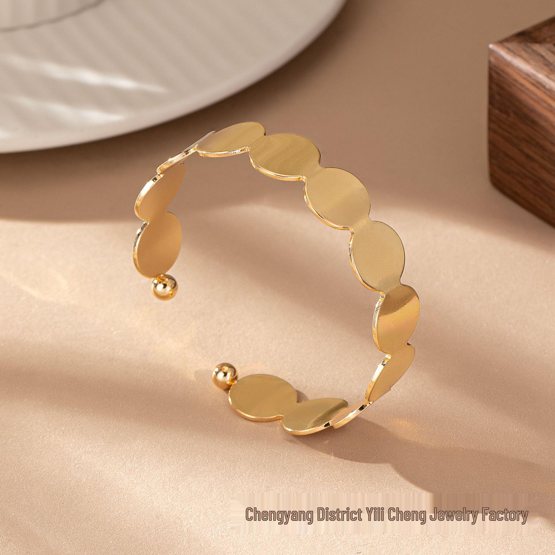 

Polished Geometric Women s Open Bangle: Stylish & Creative Circle Design