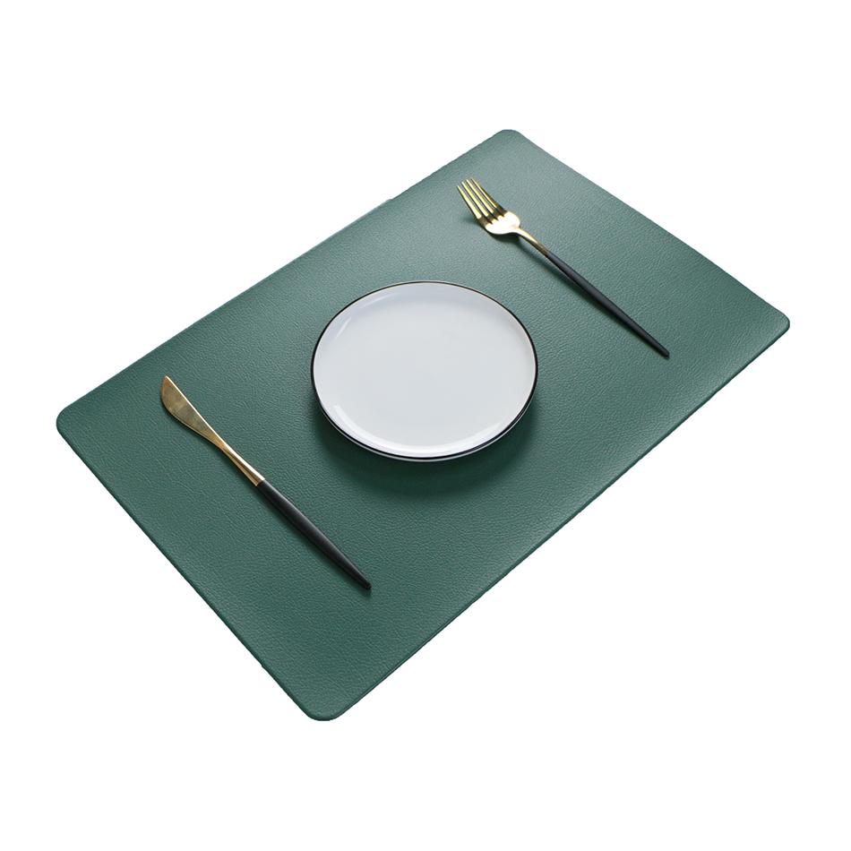 Set di 4 Tovagliette Resistenti Impermeabili Vinile Intrecciato Facili da Pulire Resistenti al Calore PVC Per Tavola Cucina Decorazioni Matrimonio