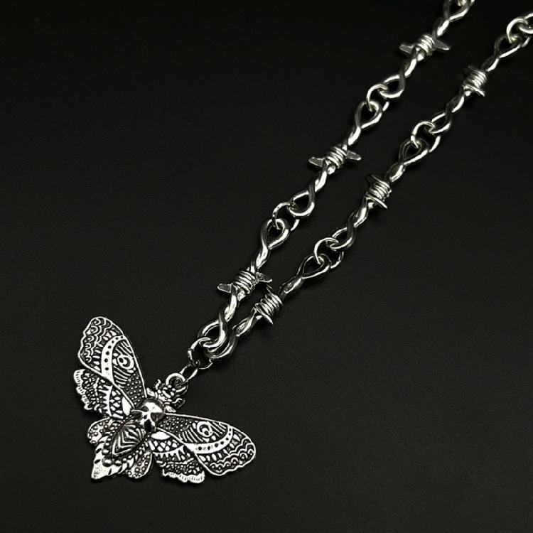 Trend Men Women Accessories Punk Gothic Skull Moth Necklace Temperament Jewelry