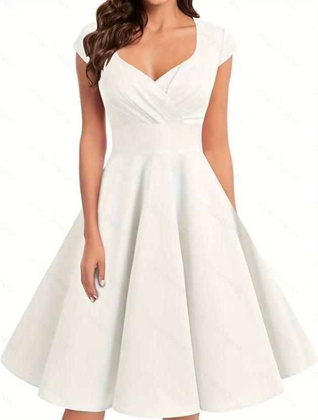 Elegant Retro Women's V-neck Waist-cinching Wide-hem Dress - Solid Color Fashionable Light Luxury