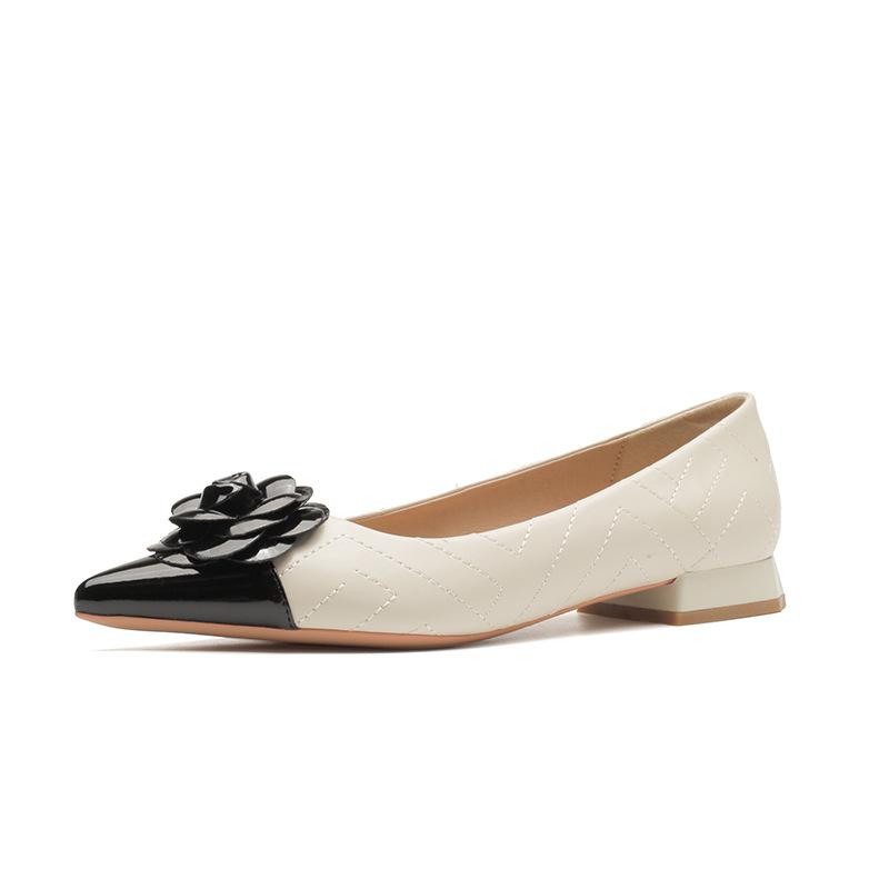 29802 [sheepskin] Flat Shoes Women's Thick Heel Autumn 2025 New Pointed Head Color Matching Low Heel Flower Shoes