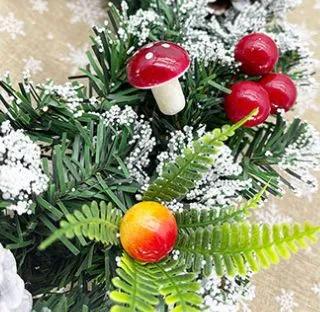 Festive Pinecone Holiday Wreath, 30 cm, 1 Piece, Green, Red, PVC, Plastic, Snowy Design, Pinecone Accents, Home Decoration,