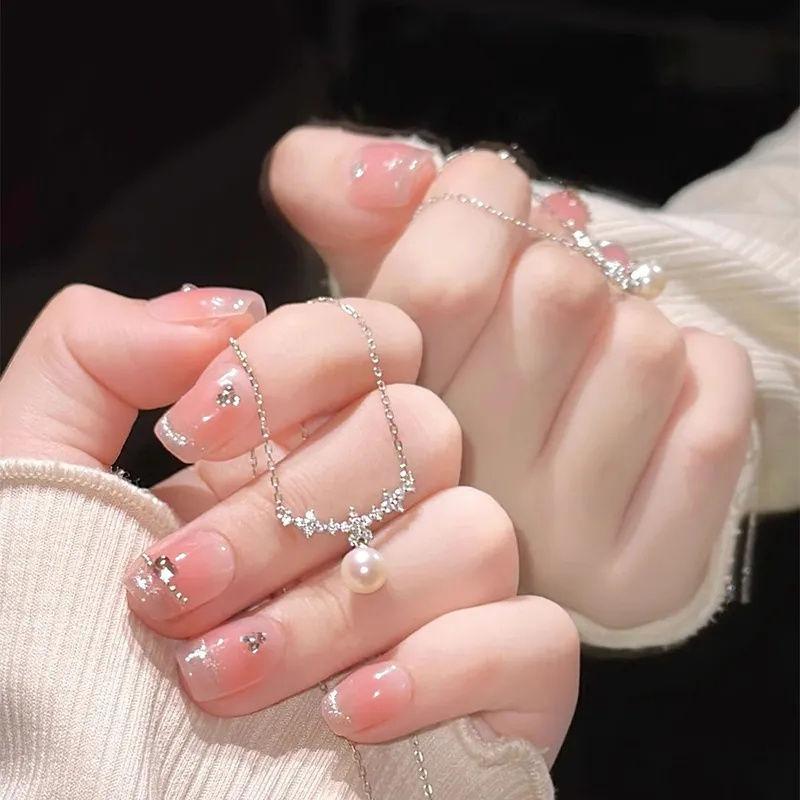 Micro-set zircon flower pearl necklace female niche temperament elegant clavicle chain high-end sense versatile clavicle chain